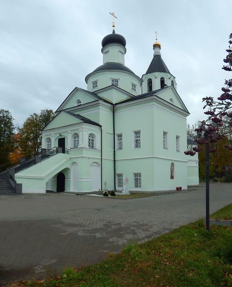 Церковь Сошествия Святого Духа в Старо-Никольском, Первомайское (Троицкий административный округ (ТАО), г. Москва). фасады