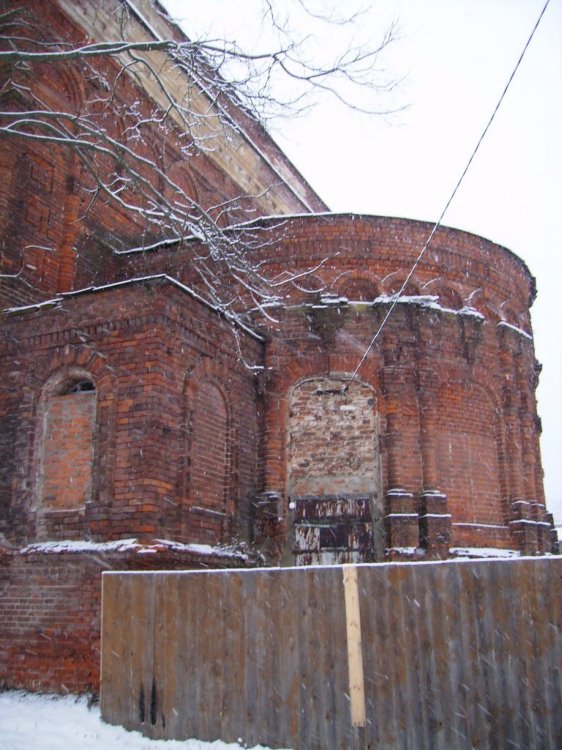 Церковь Трех святителей, Льва Толстого, село (Дзержинский район, Калужская область). архитектурные детали