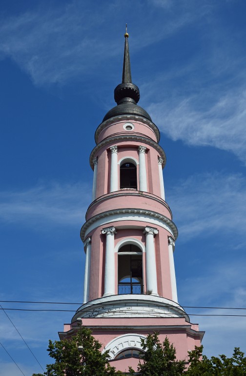 Калуга. Церковь Жён-мироносиц. фасады