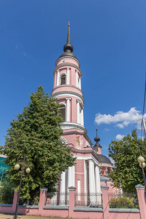 Калуга. Церковь Жён-мироносиц. фасады, Вид с запада