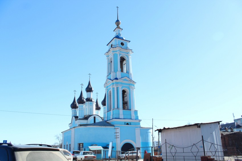 Калуга. Церковь Успения Пресвятой Богородицы. фасады, Вид с северо-запада