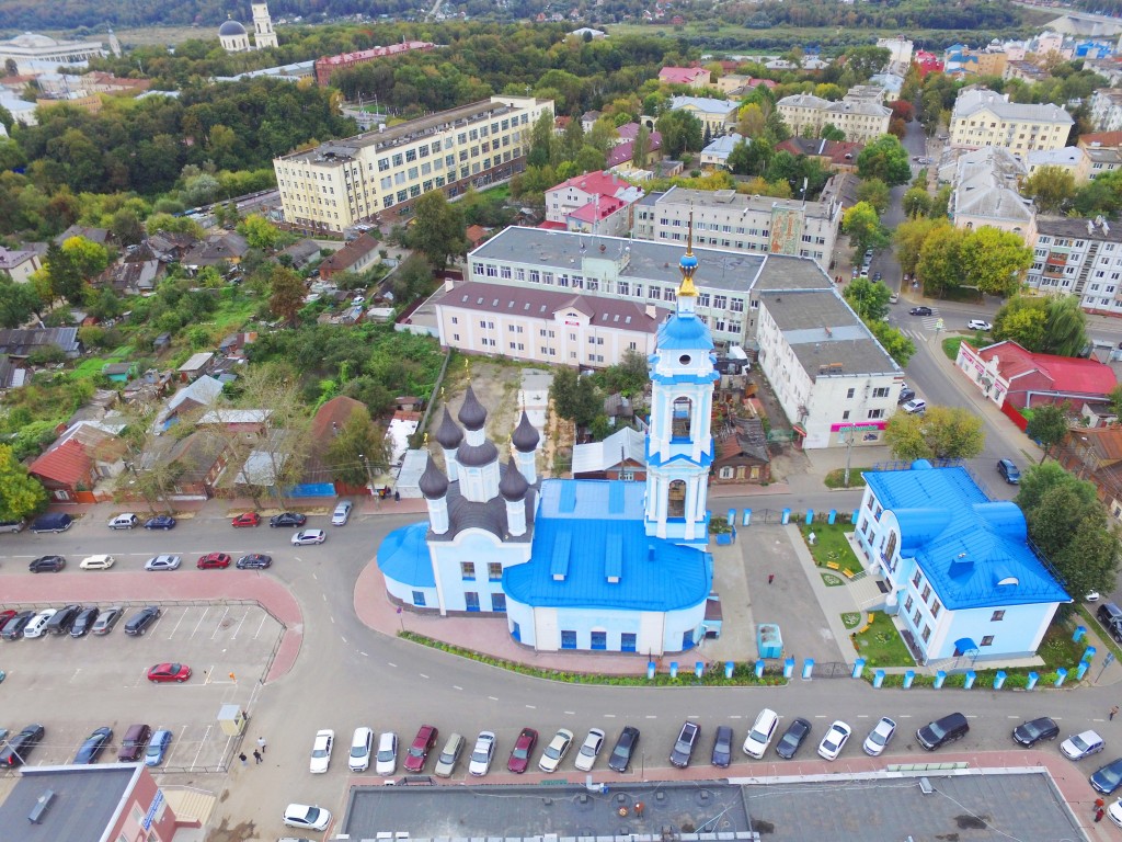 Церковь Успения Пресвятой Богородицы, Калуга (Калуга, город, Калужская область). общий вид в ландшафте, Вид с севера, фото с квадрокоптера