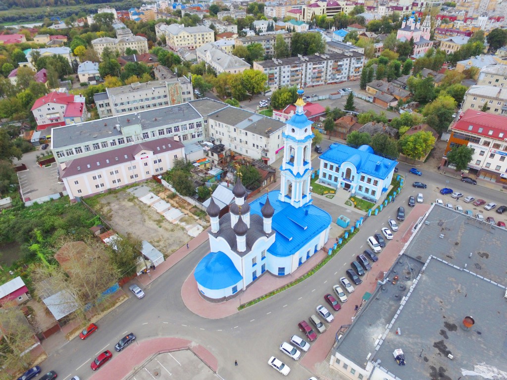 Церковь Успения Пресвятой Богородицы, Калуга (Калуга, город, Калужская область). общий вид в ландшафте, Вид с северо-востока, фото с квадрокоптера