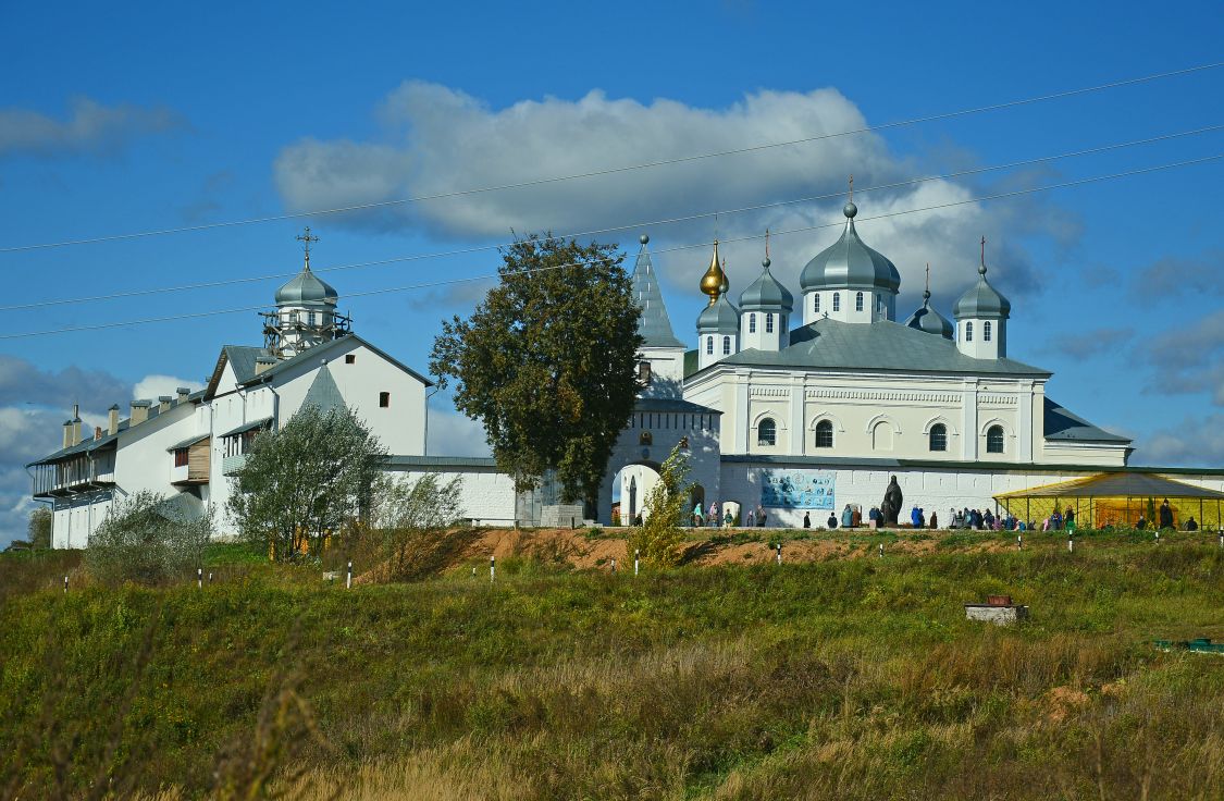 Георгиевский монастырь, Искра (Мещовский район, Калужская область). фасады
