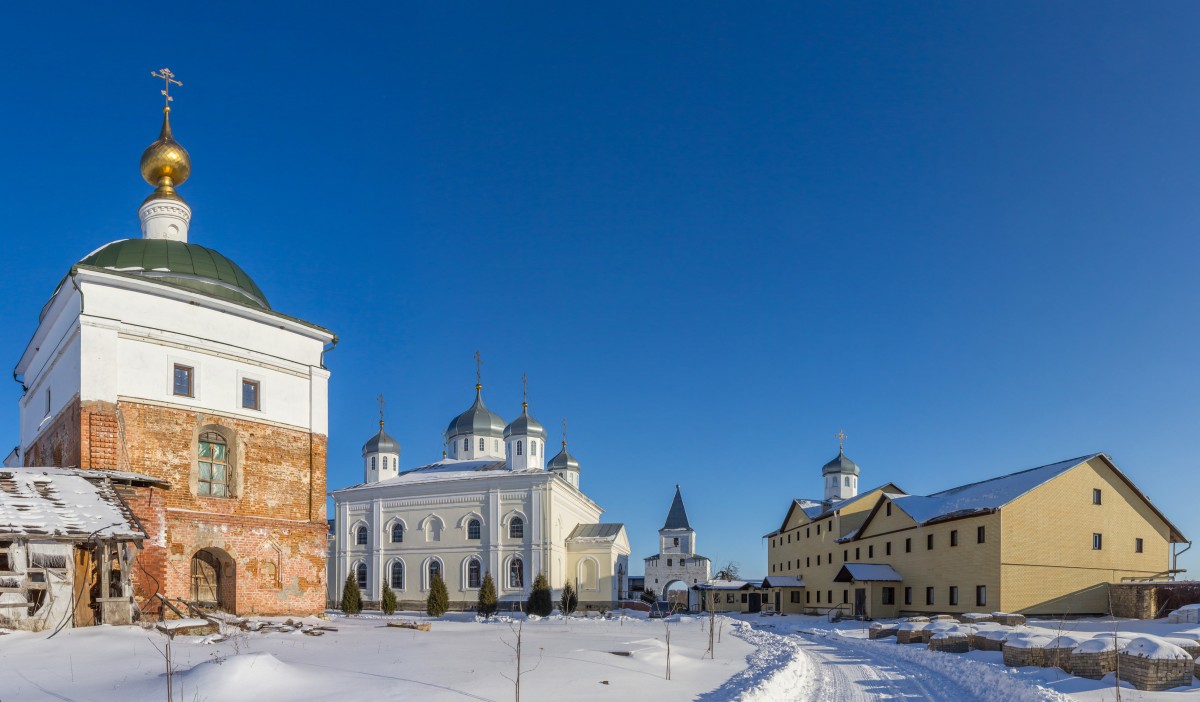 Искра. Георгиевский монастырь. фасады, Панорама с севера