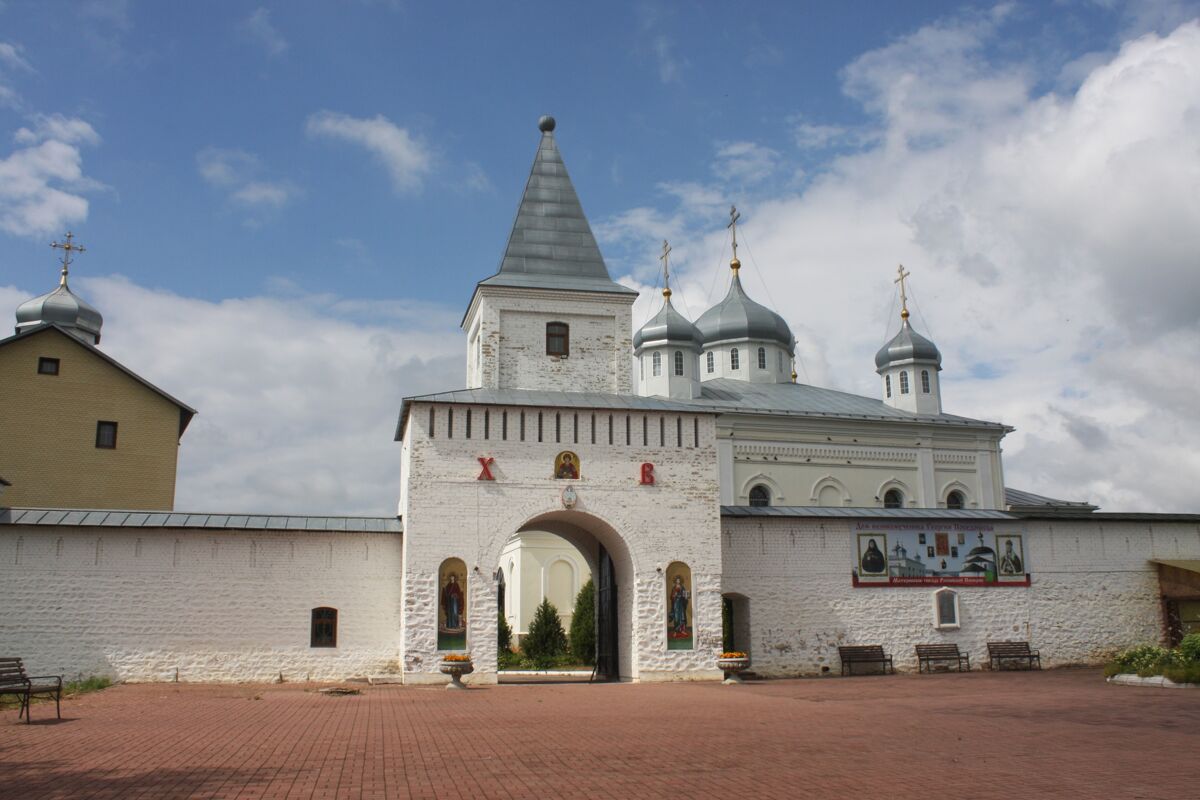 Георгиевский монастырь, Искра (Мещовский район, Калужская область). фасады