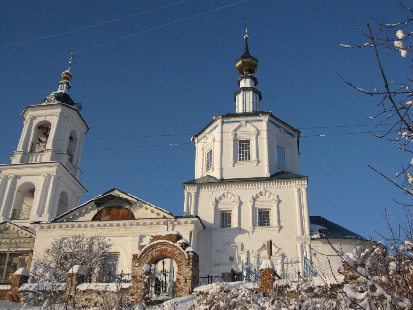 Боровск. Церковь Рождества Пресвятой Богородицы в Роще. фасады