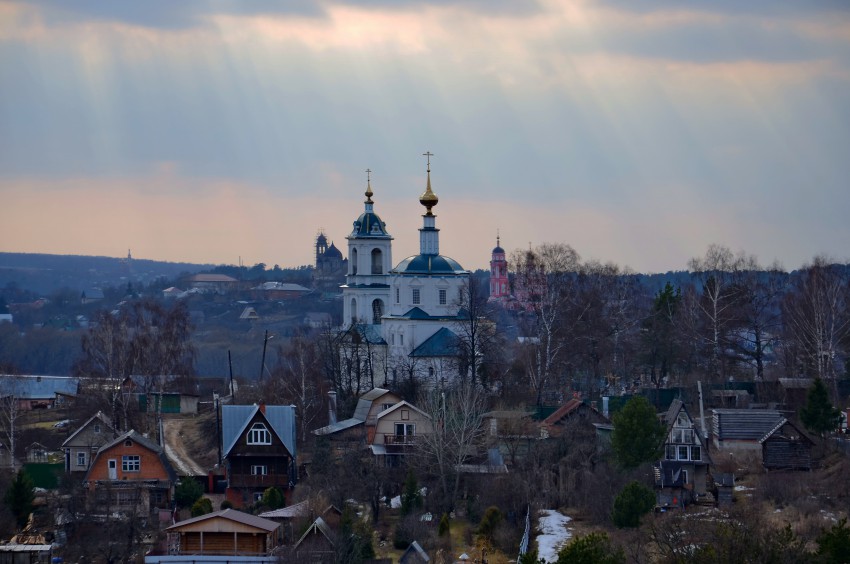 Боровск. Церковь Рождества Пресвятой Богородицы в Роще. общий вид в ландшафте