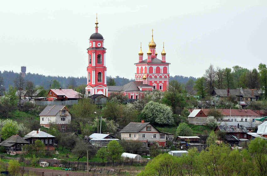 Боровск. Церковь Бориса и Глеба. общий вид в ландшафте