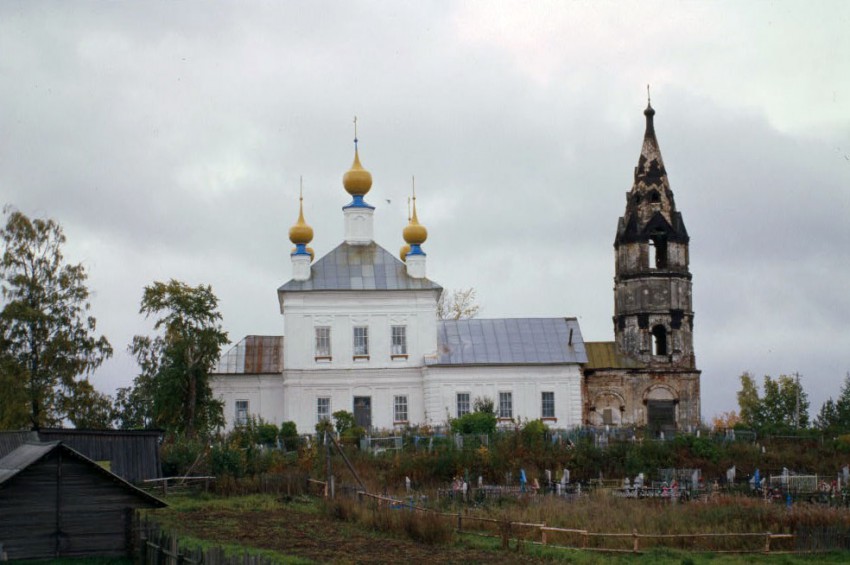 Церковь Троицы Живоначальной, Семёновское (Первомайский район, Ярославская область). фасады