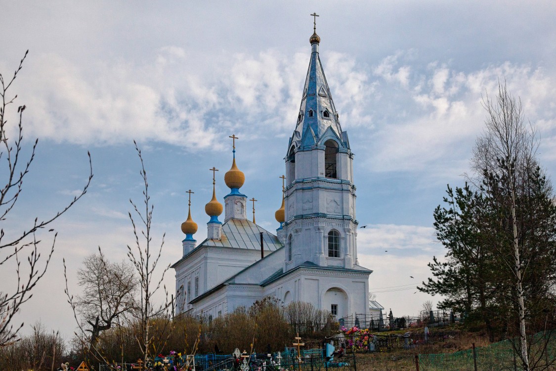 Церковь Троицы Живоначальной, Семёновское (Первомайский район, Ярославская область). фасады
