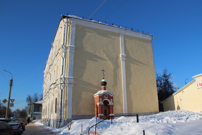 Часовня при бывшей церкви Воскресения Христова, Владимир (Владимир, город, Владимирская область). общий вид в ландшафте