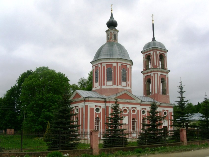 Обнинск. Церковь Бориса и Глеба в Белкине. фасады, вид с севера