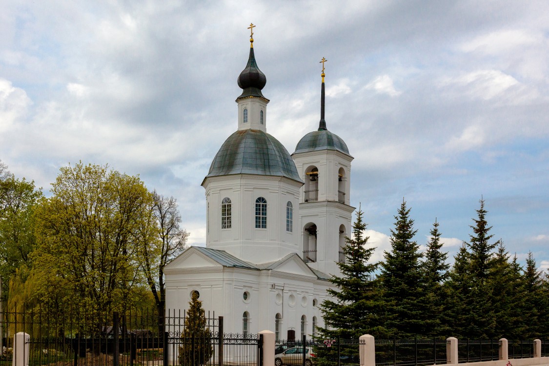 Обнинск. Церковь Бориса и Глеба в Белкине. фасады