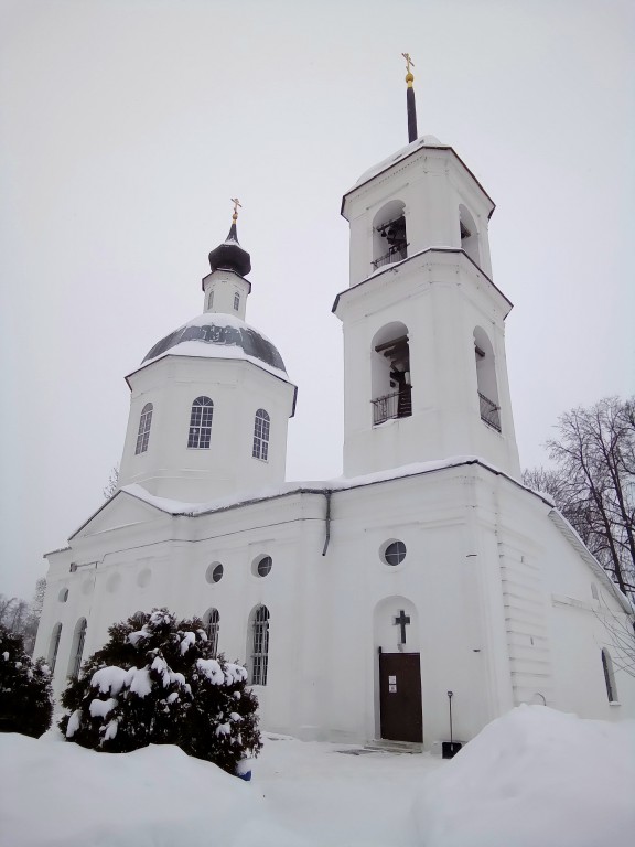 Обнинск. Церковь Бориса и Глеба в Белкине. фасады