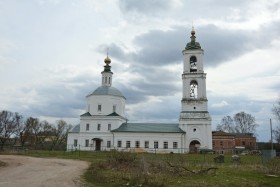 Добрынское. Церковь Спаса Преображения