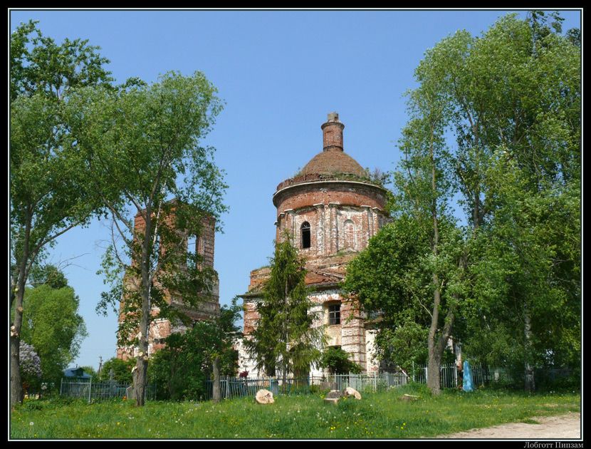 Церковь Воскресения Христова, Новгородское (Суздальский район, Владимирская область). фасады