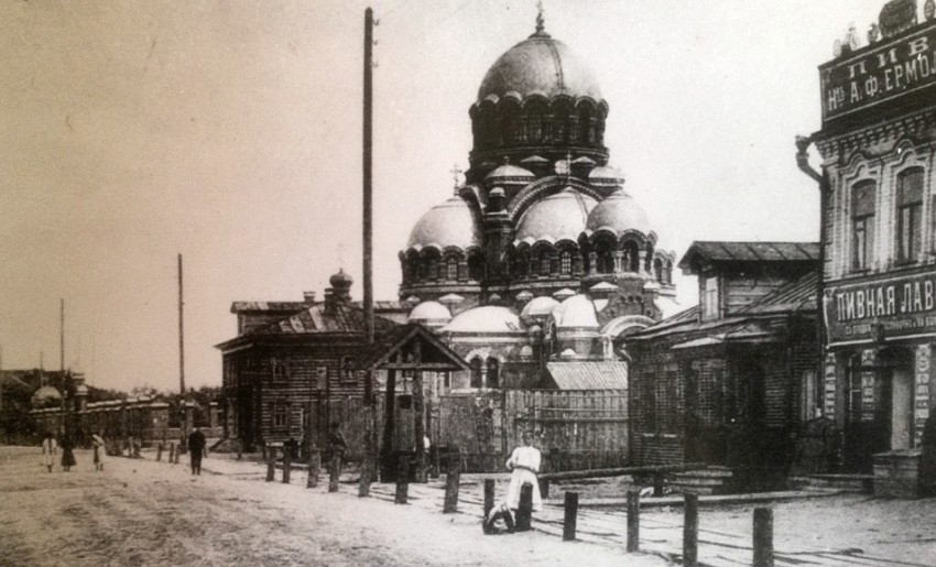 Сормовский район. Собор Спаса Преображения в Сормове. архивная фотография, Фото с сайта http://forum.vgd.ru/593/43718/160.htm?a=stdforum_view&o=