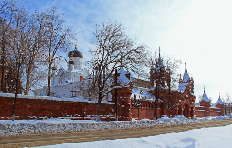 Егорьевск. Троицкий Мариинский монастырь. общий вид в ландшафте