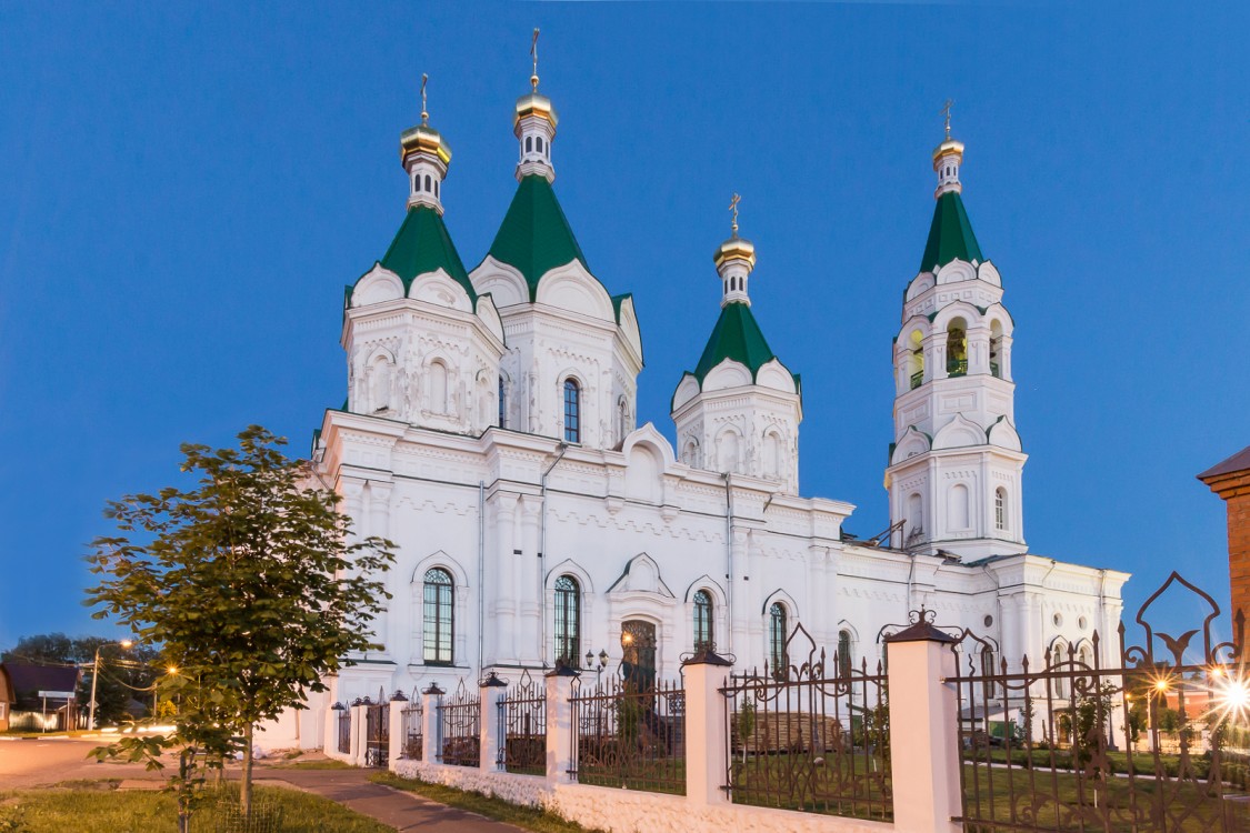 Егорьевск. Собор Александра Невского. фасады, В вечерней подсветке