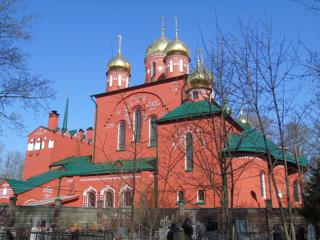 Советский район. Церковь Успения Пресвятой Богородицы на новом Бугровском кладбище. фасады