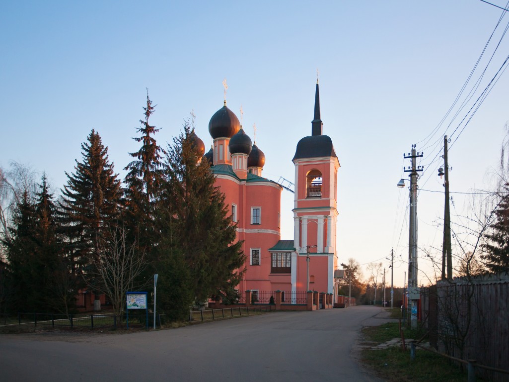 Церковь Вознесения Господня, Бурцево (Наро-Фоминский городской округ, Московская область). фасады