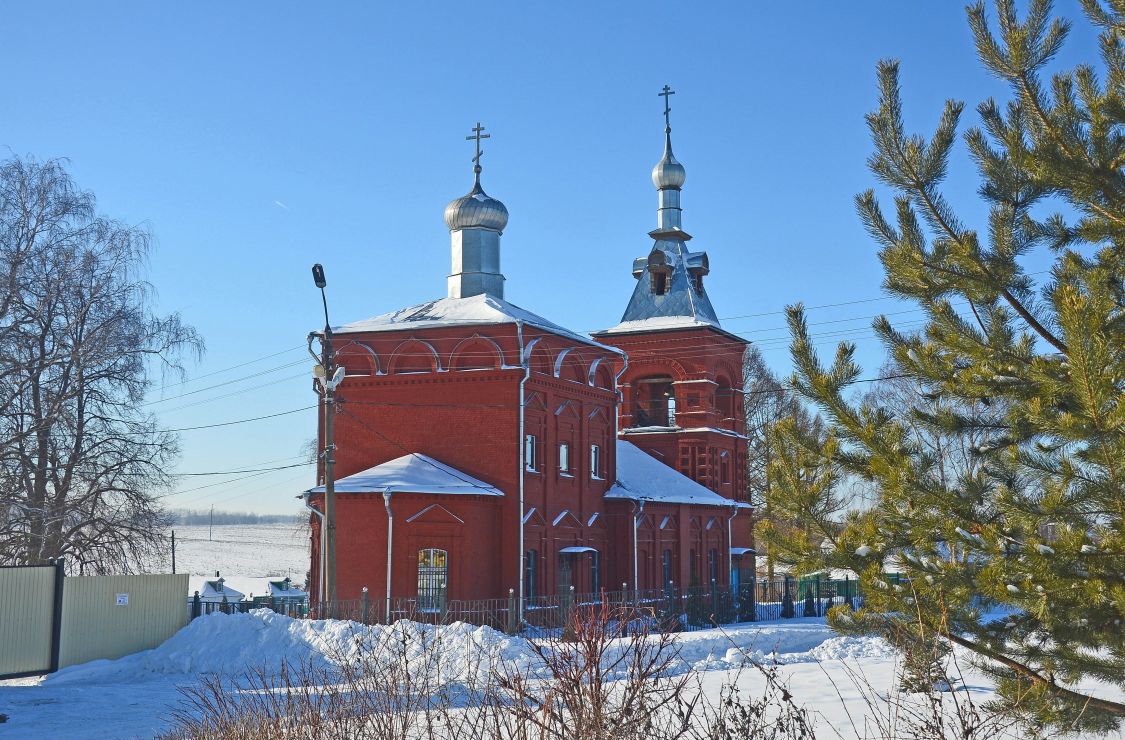 Суромна. Церковь Введения во храм Пресвятой Богородицы. фасады