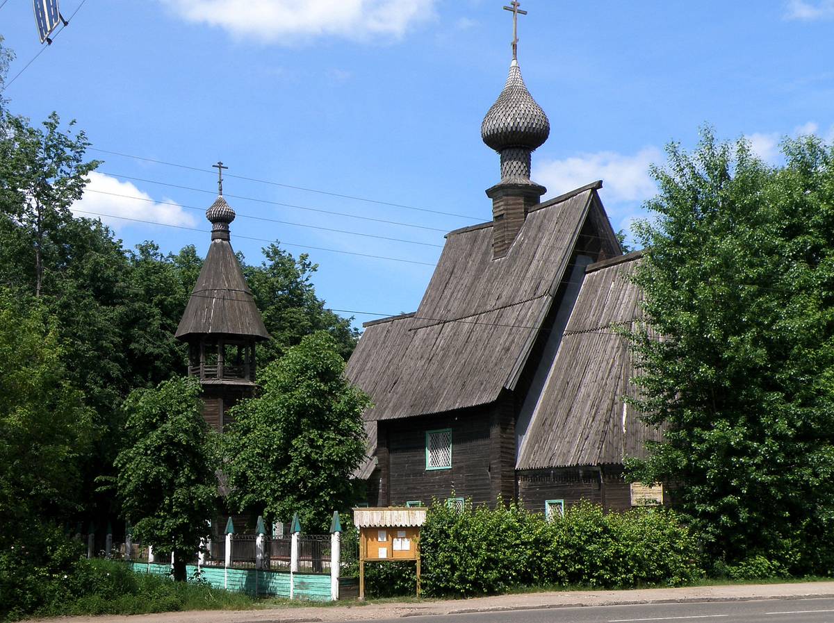 Старая (сгоревшая 18.12.2015 г.) церковь., фасады. Церковь Успения Пресвятой Богородицы (старая), Иваново (Иваново, город, Ивановская область)