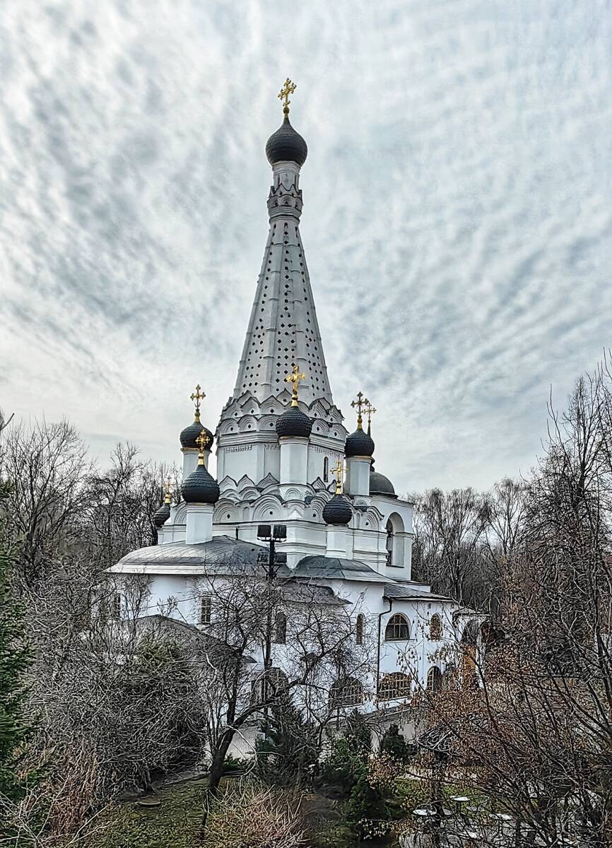 Церковь Покрова Пресвятой Богородицы в Медведкове, Южное Медведково (Северо-Восточный административный округ (СВАО), г. Москва). фасады
