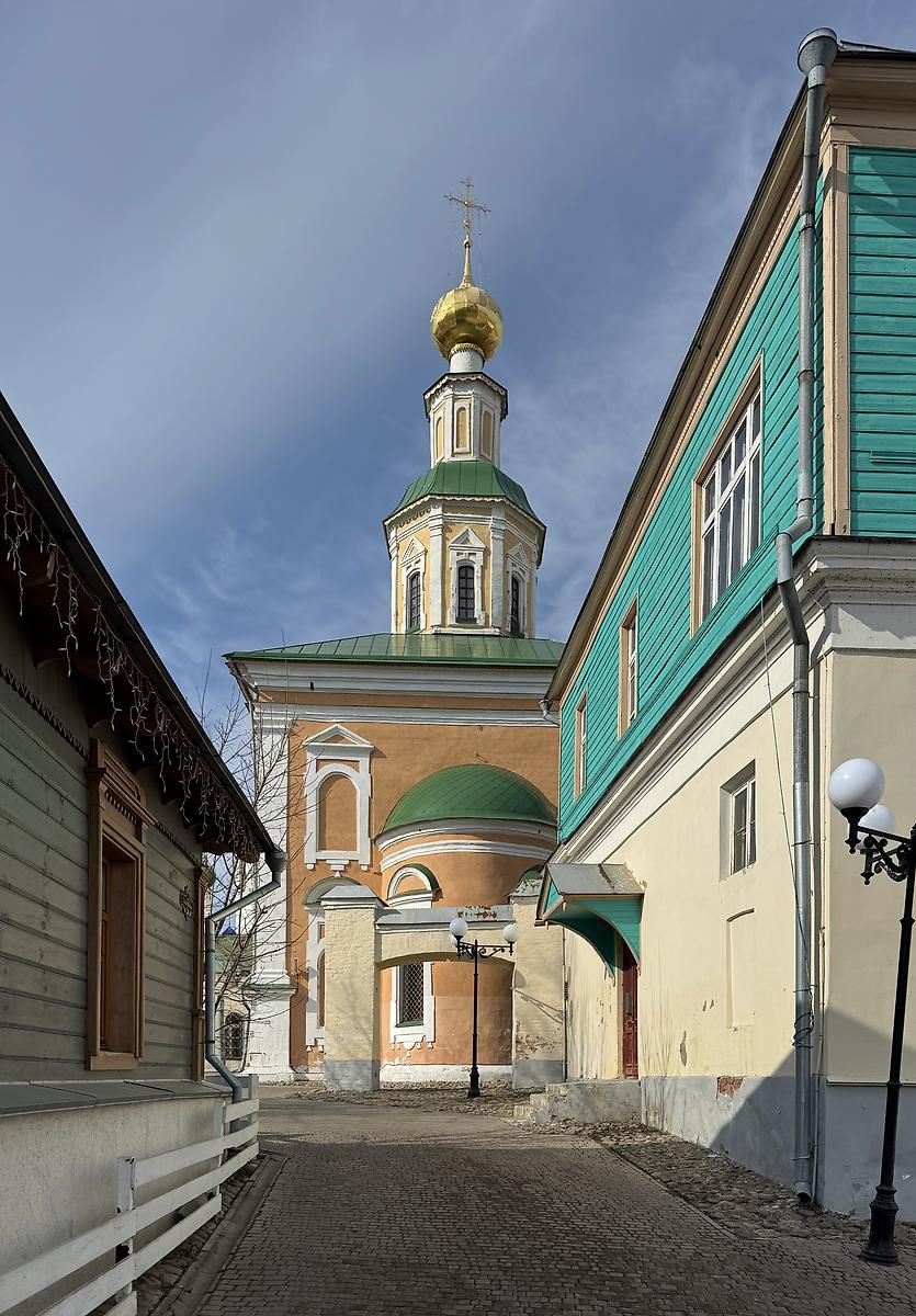 Вид с востока, дополнительная информация. Церковь Георгия Победоносца, Владимир (Владимир, город, Владимирская область)