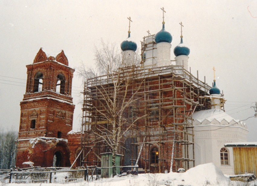 Жестылёво. Церковь Покрова Пресвятой Богородицы. фасады