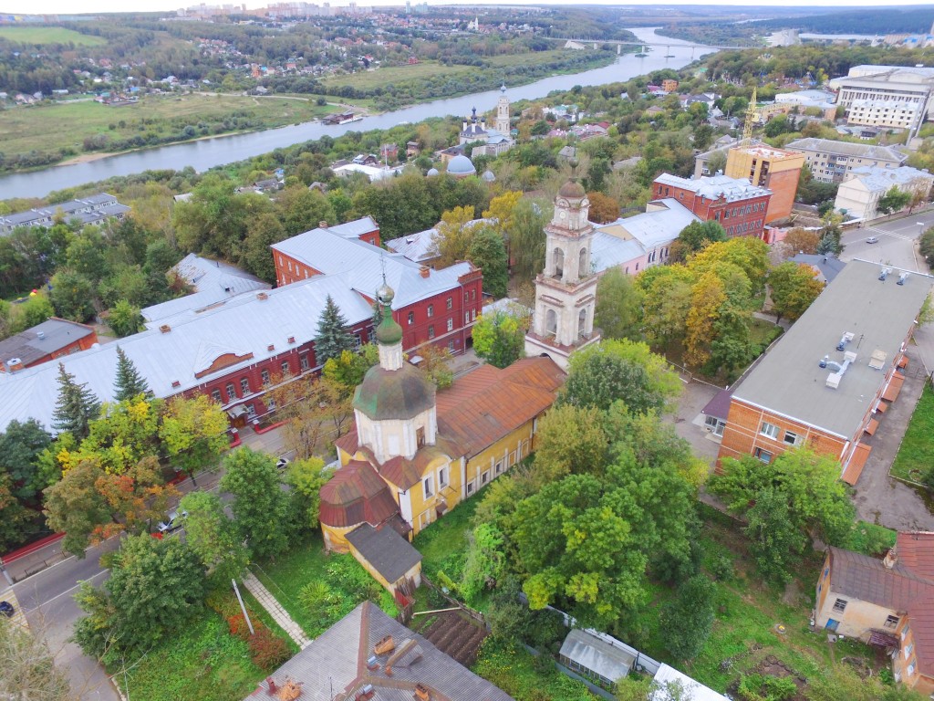 Калуга. Церковь Богоявления Господня. общий вид в ландшафте, Вид с северо-востока, фото с квадрокоптера