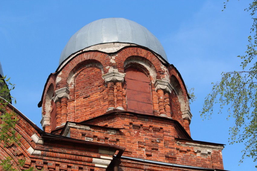 Калуга. Казанский монастырь (старый). Собор Казанской иконы Божией Матери. архитектурные детали, Малый купол собора