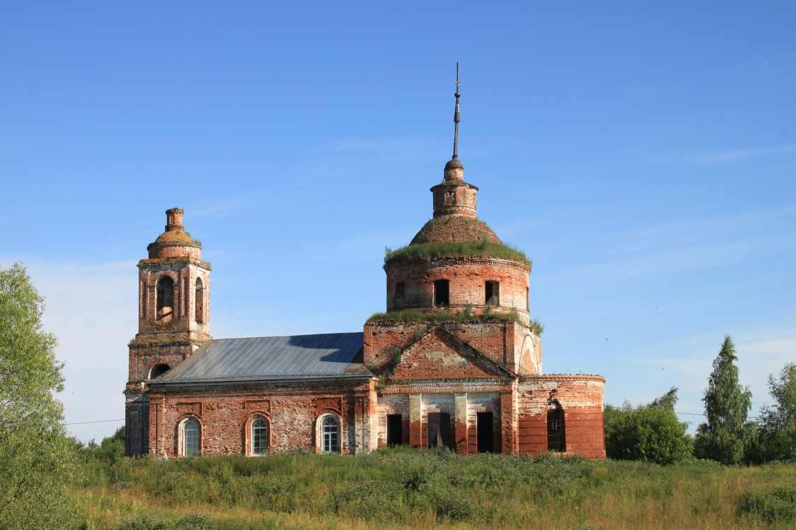 Петраково. Церковь Николая Чудотворца. фасады, Вид с юга
