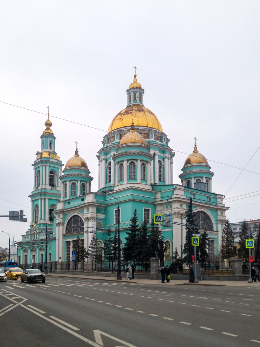 Богоявления Господня в Елохове, кафедральный собор, Басманный (Центральный административный округ (ЦАО), г. Москва). фасады