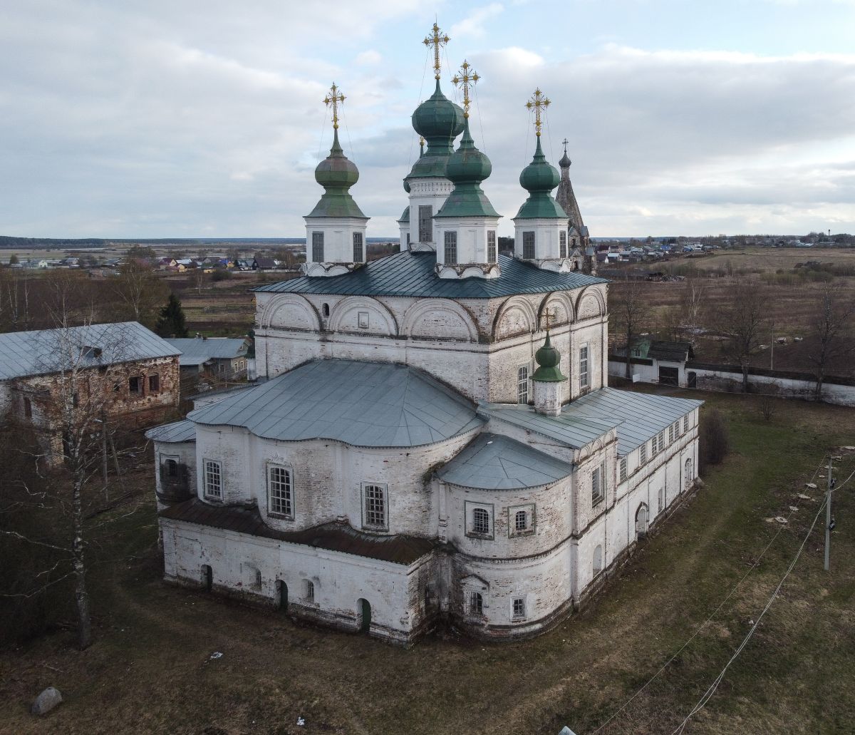Троице-Гледенский монастырь. Собор Троицы Живоначальной, Морозовица (Великоустюгский район, Вологодская область). фасады
