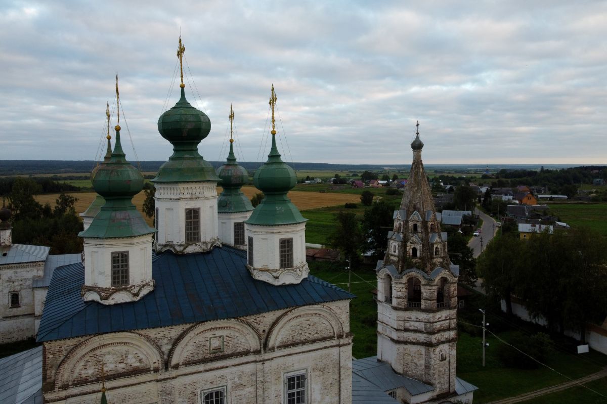 Троице-Гледенский монастырь. Собор Троицы Живоначальной, Морозовица (Великоустюгский район, Вологодская область). архитектурные детали