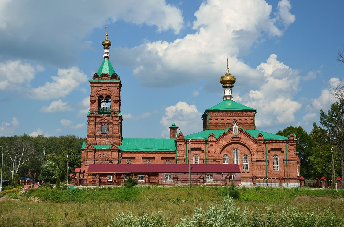 Петушки. Церковь Успения Пресвятой Богородицы. фасады