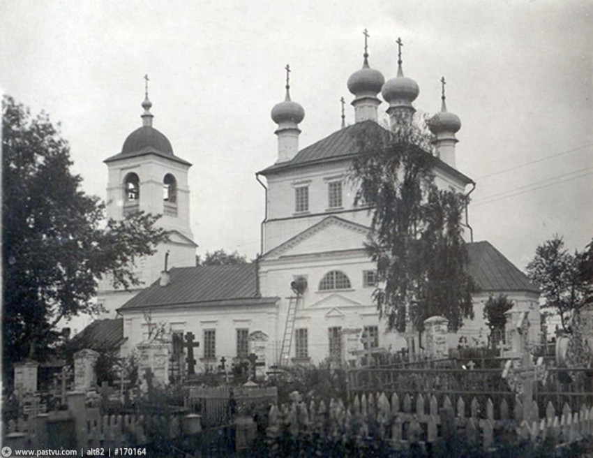 Нижегородский район. Церковь Троицы Живоначальной в Высокове. архивная фотография, Источник: https://pastvu.com/ 