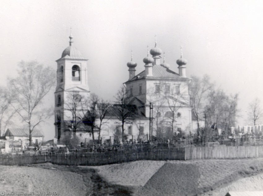 Нижегородский район. Церковь Троицы Живоначальной в Высокове. архивная фотография, Источник: https://pastvu.com/ 