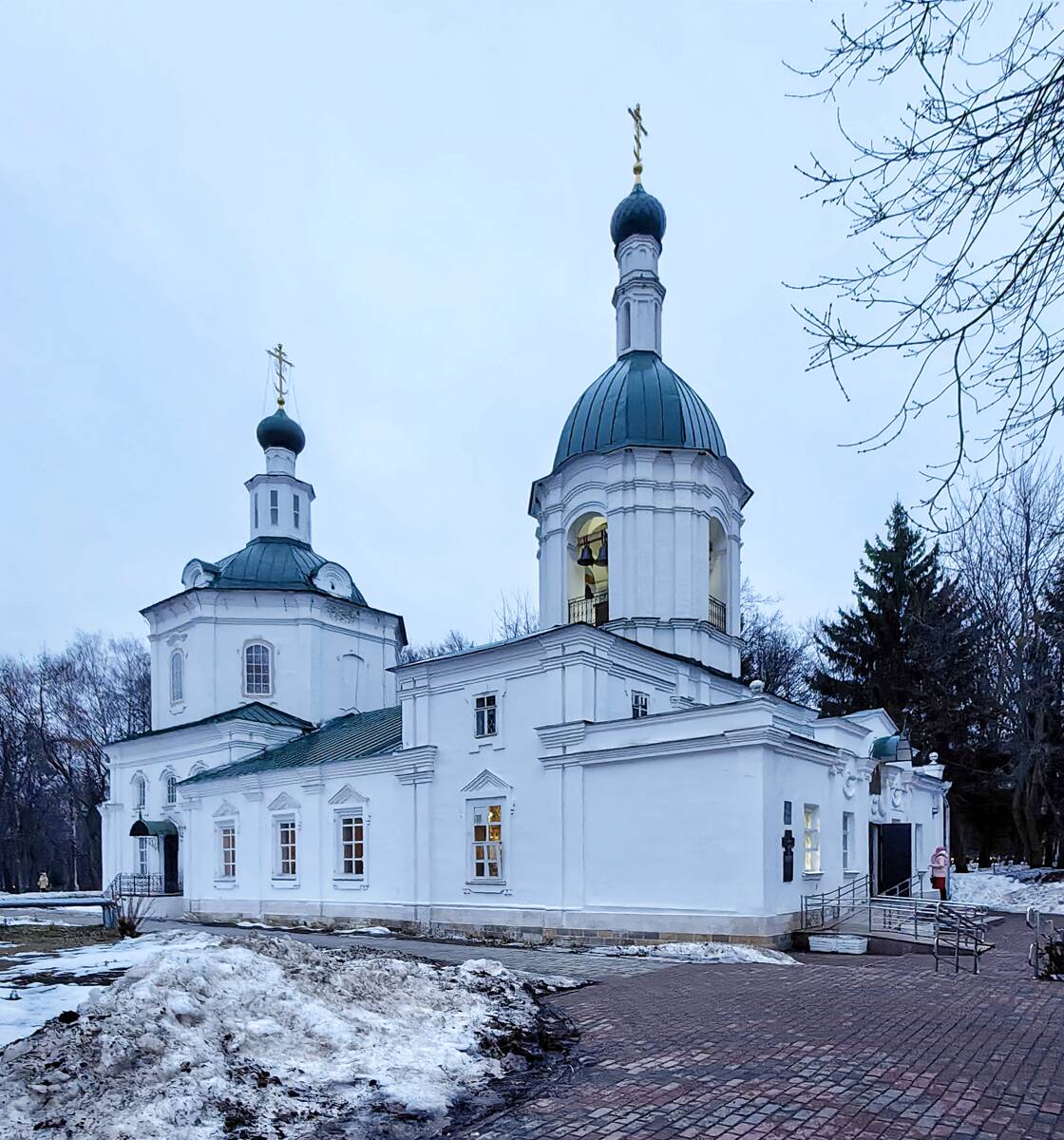 Церковь Петра и Павла на бывшем Петропавловском кладбище, Нижегородский район (Нижний Новгород, город, Нижегородская область). фасады
