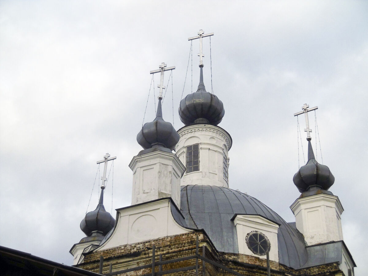 Церковь Преображения Господня, Вершилово (Чкаловск, город, Нижегородская область). архитектурные детали, Восстановленные купола храма
