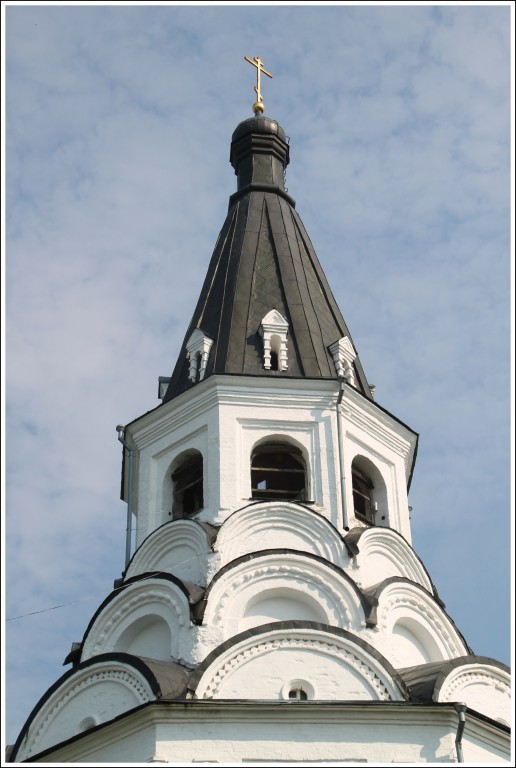 Успенский монастырь. Церковь-колокольня Распятия Христова, Александров (Александровский район, Владимирская область). архитектурные детали