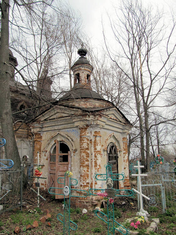 Часовня-усыпальница, Зарубино (Городецкий район, Нижегородская область). фасады, Часовня