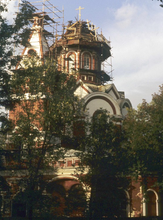 Церковь Благовещения Пресвятой Богородицы в Петровском парке, Аэропорт (Северный административный округ (САО), г. Москва). документальные фотографии