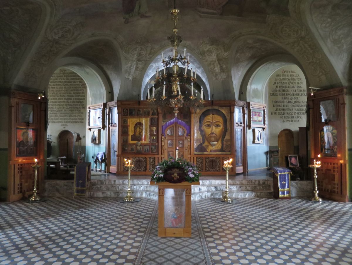 Аэропорт. Церковь Благовещения Пресвятой Богородицы в Петровском парке. интерьер и убранство