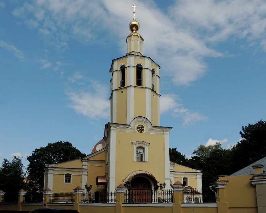 Сокол. Церковь Всех Святых во Всехсвятском на Соколе. фасады