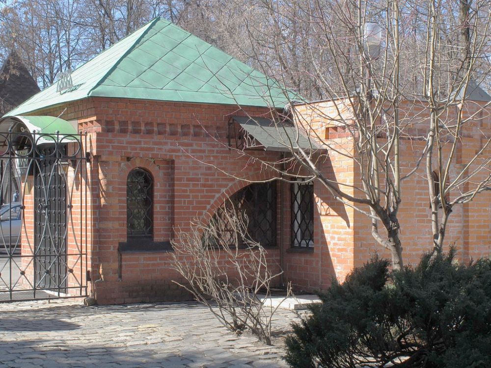 Церковь Митрофана, епископа Воронежского, Савёловский (Северный административный округ (САО), г. Москва). дополнительная информация, Церковь Митрофана Воронежского в Москве.Церковная лавка .