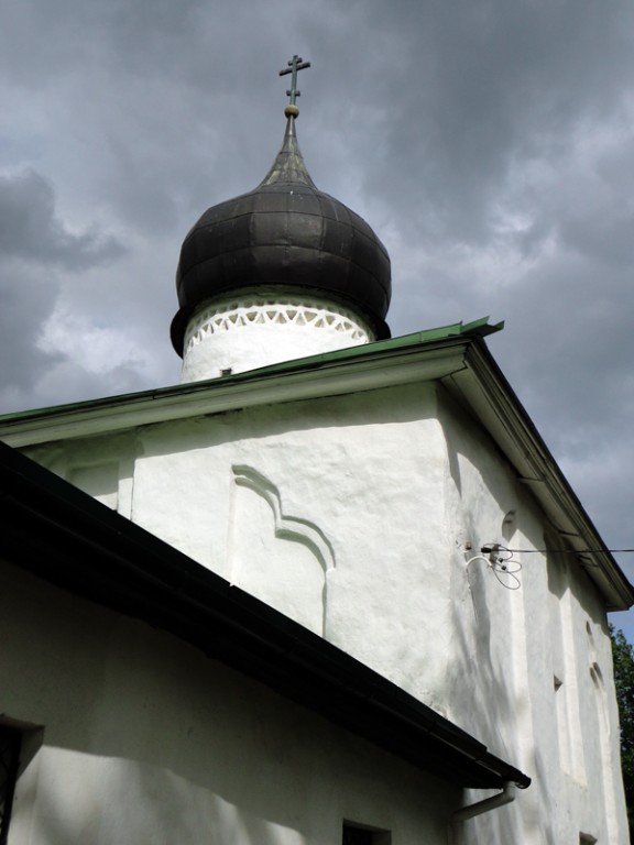 Церковь Николая Чудотворца от Каменной ограды, Псков (Псков, город, Псковская область). архитектурные детали, Детали декора