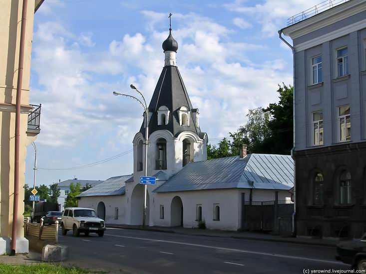 Псков. Церковь Михаила и Гавриила Архангелов с Городца. фасады